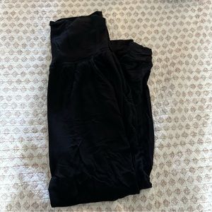 Stitch Fix Market and Spruce Maternity Joggers